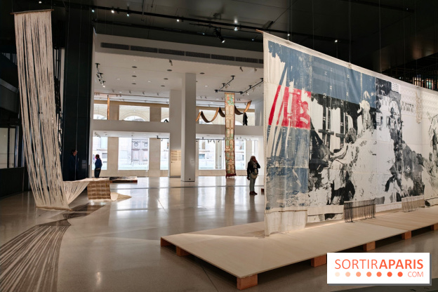 Le Temps des récoltes : Ibrahim Mahama et les artistes ghanéens transforment la Fondation Cartier