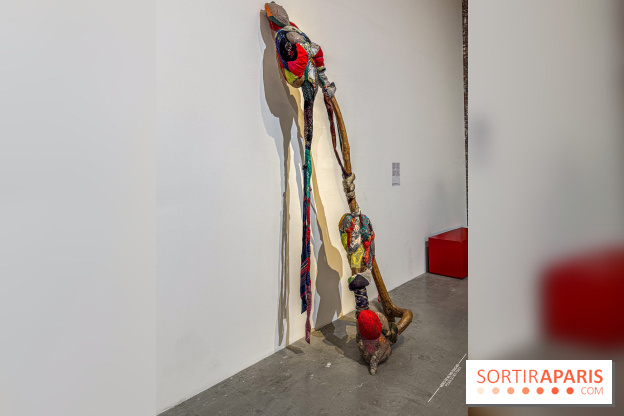 Sonia Gomes — Cœur sauvage : sculptures textiles au Palais de Tokyo