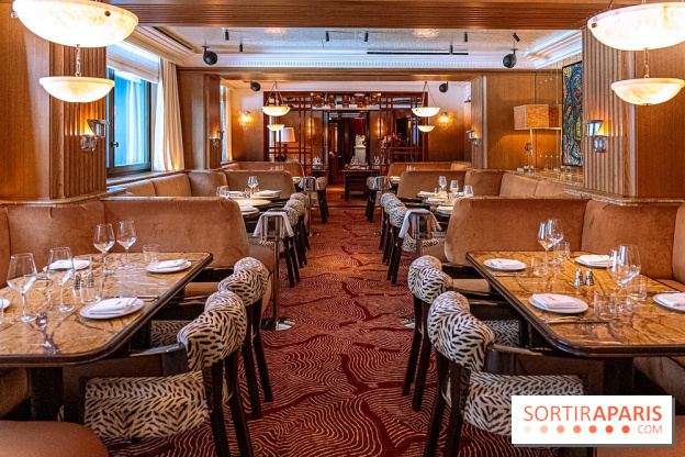 Doobie's : salle de restaurant aux banquettes et tables dressées