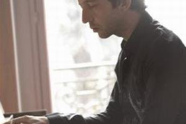 Arthur H, piano solo 