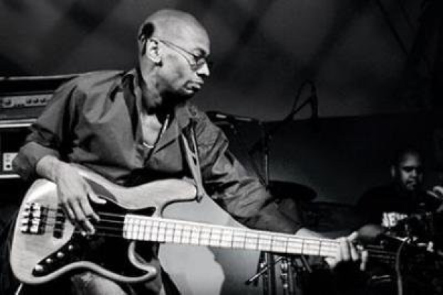 REGGIE WASHINGTON feat. RAVI COLTRANE & GENE LAKE (20h)