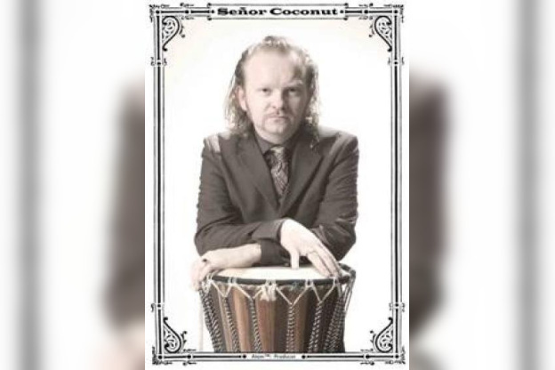 SEÑOR COCONUT