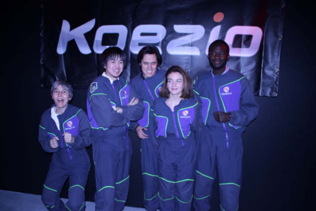 Koezio, Le monde ne suffit pas