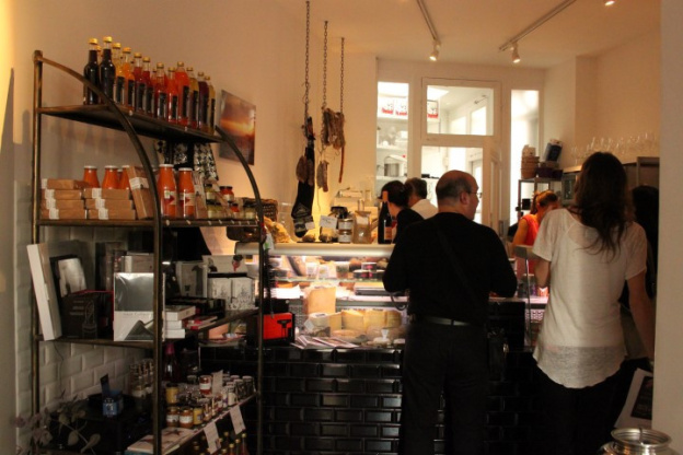 Epicerie Saint-Sabin, Intérieur