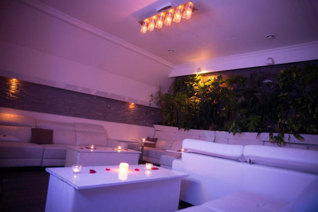 Le Palm, Spa-Bar Lounge