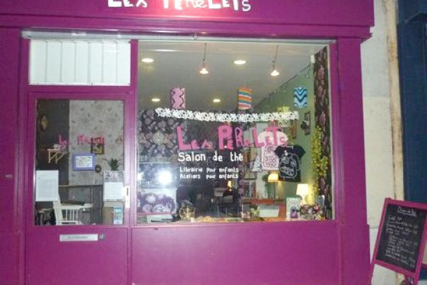 les pékelets, salon de thé familial à paris