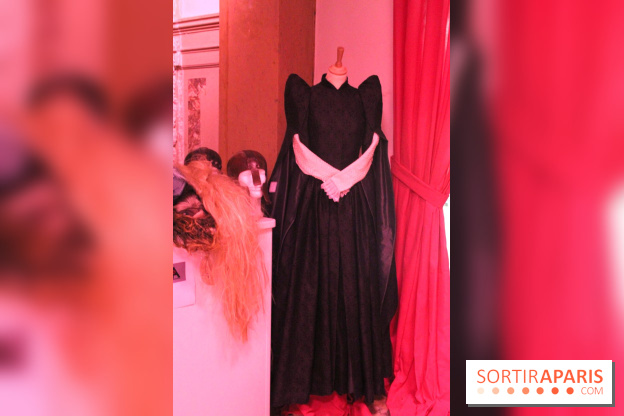 ris By les Ambassadeurs, Nicolas et Sophe Levy