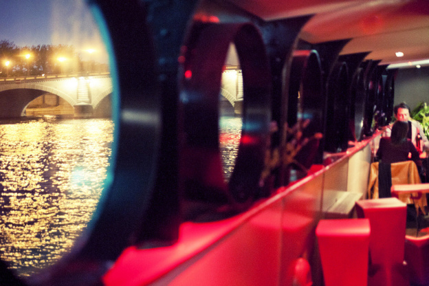 Nouvelle carte au Wagon, restaurant du Batofar