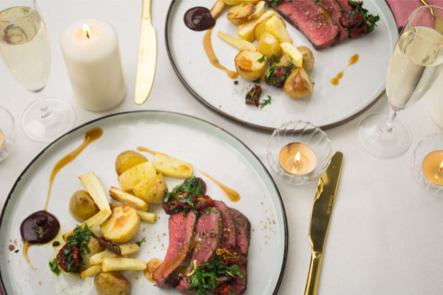 Saint Valentin 2018 : un repas à domicile avec Les Commis