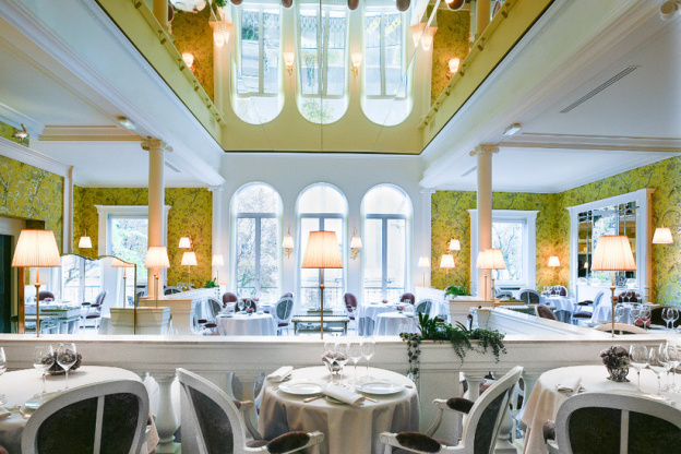 Nouveau chef et nouvelle déco au restaurant Lasserre