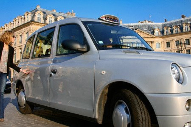 taxi pour femme à paris, woman cab