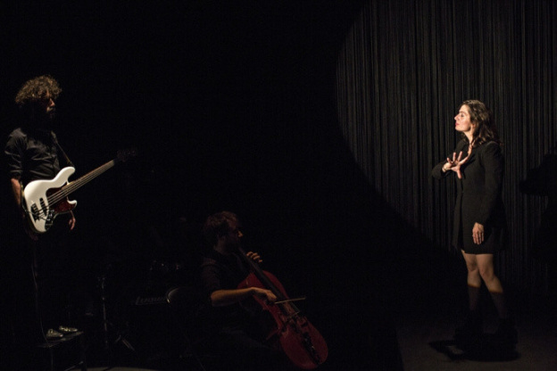 Dévaste-moi à la Maison des Métallos 