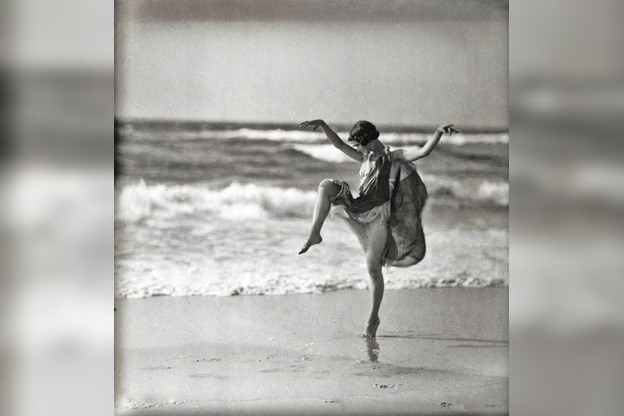 Jérôme Bel éclaire Isadora Duncan au Centre Pompidou