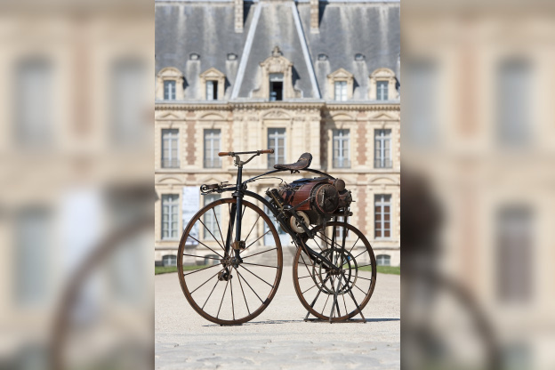 Exposition A bicyclette au Domaine de Sceaux