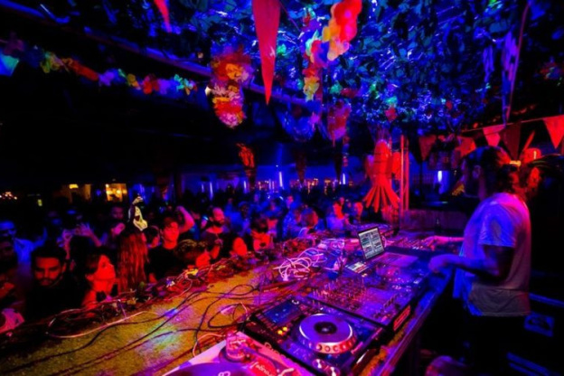 Votre samedi festif dîner gourmand et soirée dansante au Chalet du Lac !