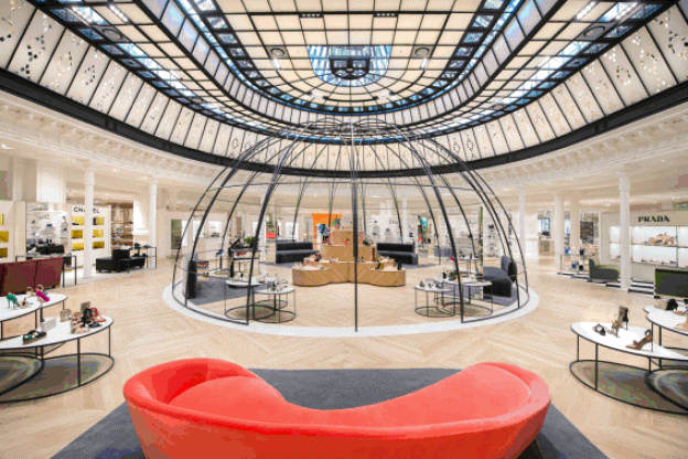 LE  nouveau shoe room au Bon Marché 