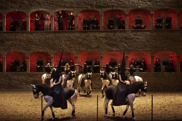 Le Requiem de Mozart, l'Académie équestre de Versailles en ballet équestre 
