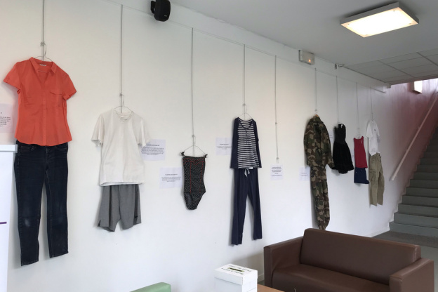 Que portais-tu ce jour-là, l'exposition choc au Centre Point du Jour