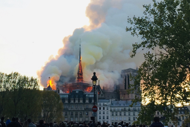 La Cathédrale Notre-Dame de Paris victime d'un incendie