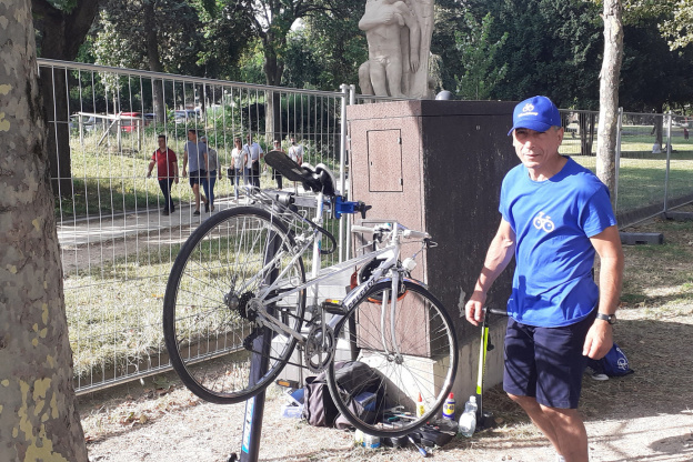 Jo de Tokyo : venez à la Fan Zone en vélo, il sera garé gratuitement et même réparé !