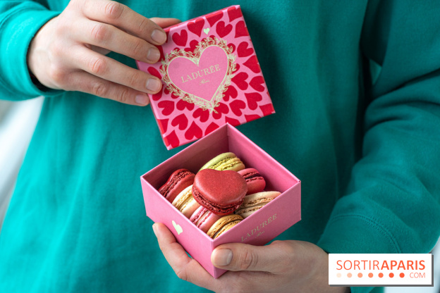Saint-Valentin chez Ladurée 2024 : le coffret de macarons cœur