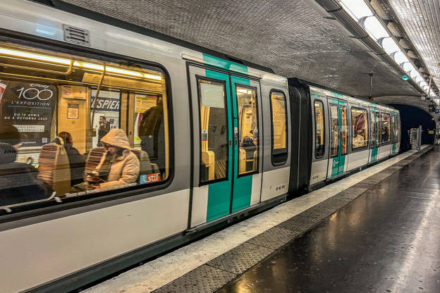 Marathon de Paris 2025 : suivez les coureurs en métro, les stations sur le parcours