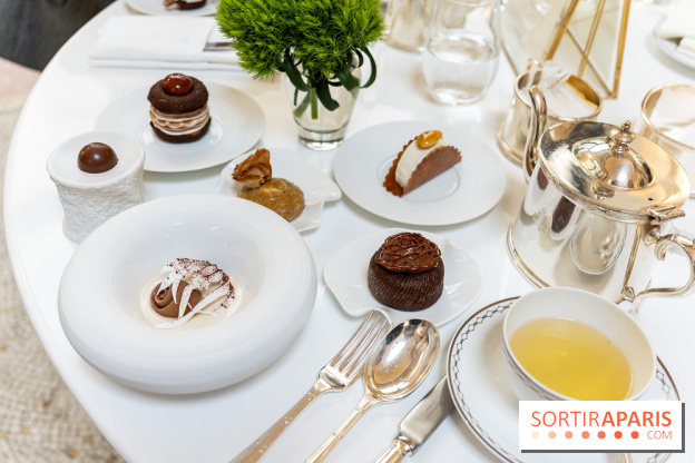 Le tea time de Pâques du Peninsula Paris 2025, l'heure du thé de printemps