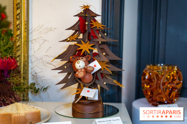 La bûche de Noël sapin exceptionnelle d'Eddie Benghanem pour le Trianon Palace Versailles 2023