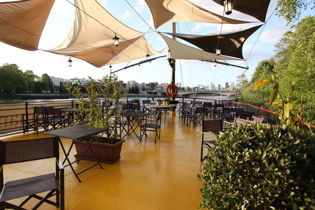 Le Galion, le bateau restaurant-terrasse