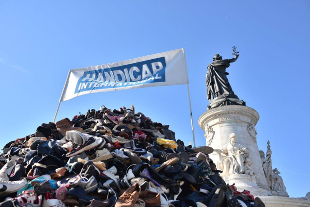 Pyramide de chaussures 2017 à Paris, changement de date !