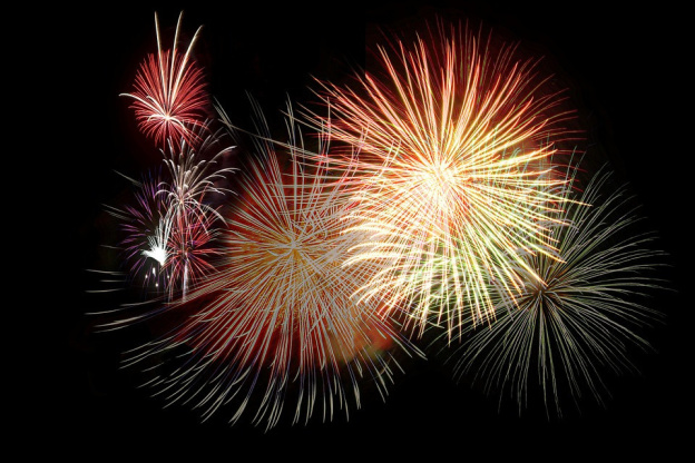 Feu d'artifice du 14 Juillet 2019 à Maisons-Alfort (94)