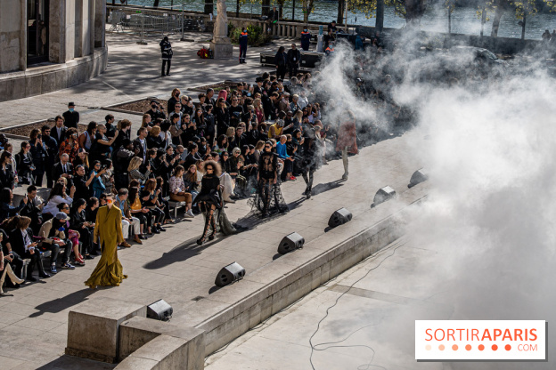 Fashion Week Paris : programme des défilés, collections de prêt-à-porter Femmes "Printemps/Été 2022"