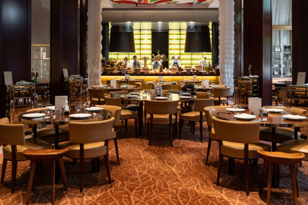 Brunch et chasse aux oeufs de Pâques 2022 au Royal Monceau Raffles Paris