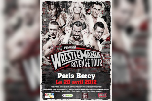 Les superstars de catch de la WWE en dédicace au Virgin des Champs