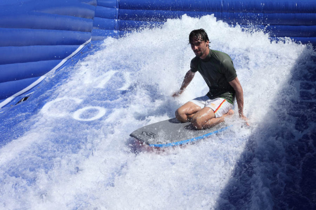 Lutèce plage de retour au Parc Astérix avec le surf