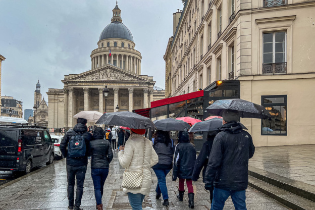 Que faire à Paris quand il pleut ? Nos idées sorties malgré la pluie !