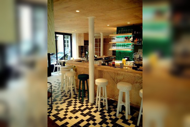Wood : bar à cocktails nature à Paris