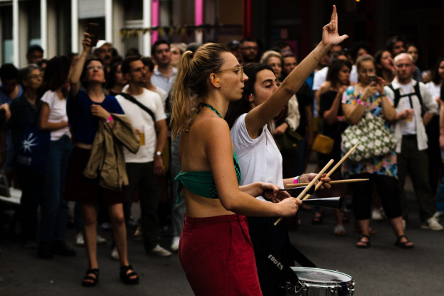 Fête de la musique 2023 : batucada queer et féministe dans le tiers-lieu Césure