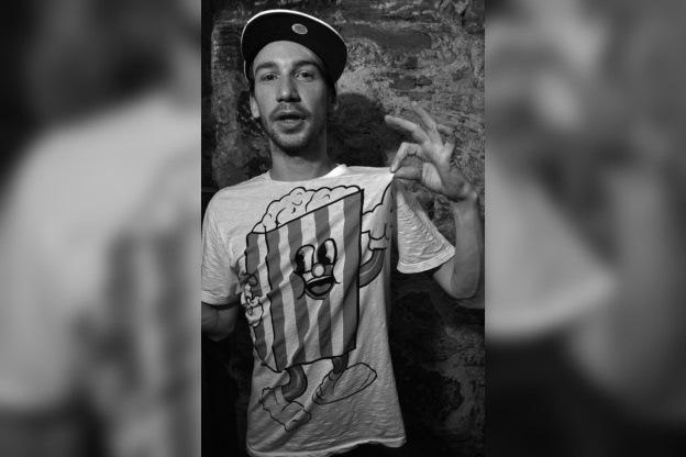 Formule Records Party au Batofar avec Feadz