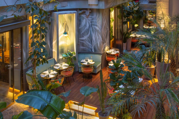 La terrasse estivale du Klay Saint Sauveur