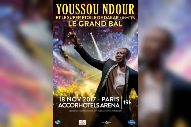 Youssou N'Dour en concert à l'Arena Bercy de Paris en novembre 2017