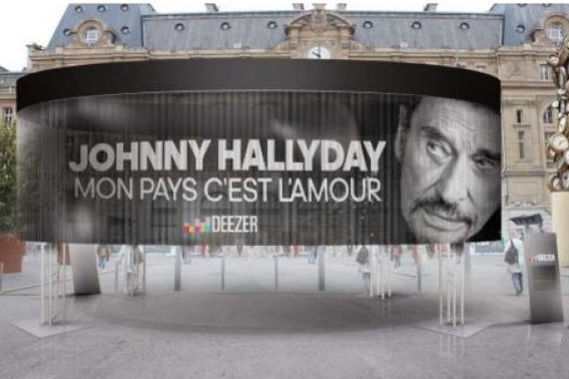 Ecoute gratuite du nouvel album de Johnny Hallyday sur le Parvis de la Gare Saint Lazare