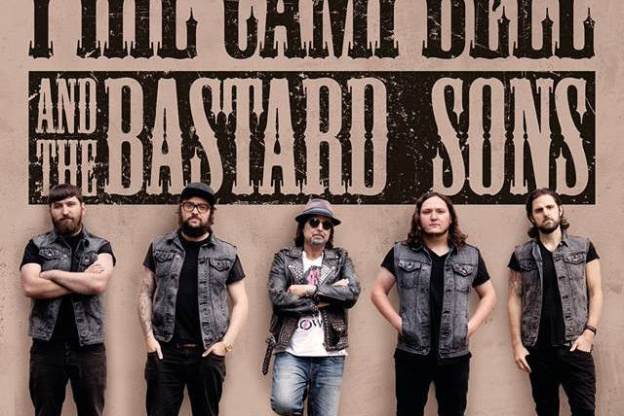 Phil Campbell and The Bastard Sons en concert au Café de la Danse en septembre 2019
