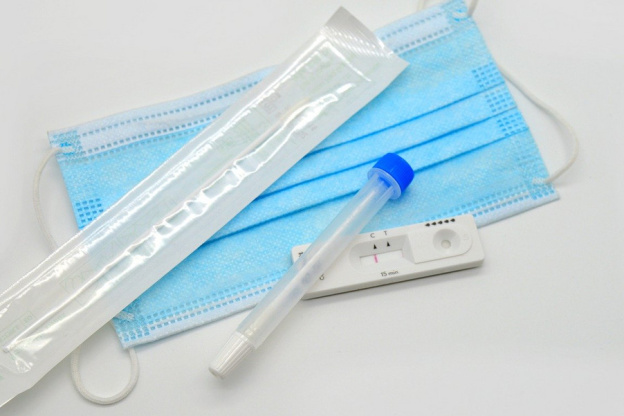 Covid : les autotests bientôt distribués dans les établissements scolaires