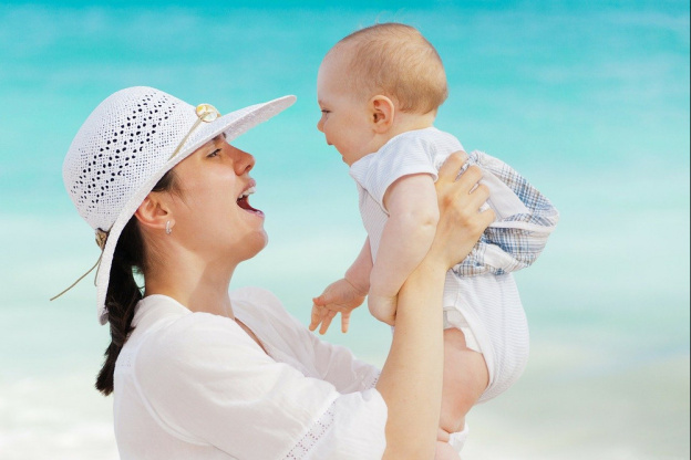 Pourquoi célèbre-t-on la fête des mères en France ? Histoire et origine