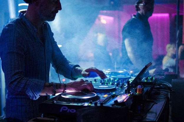 Paris 360° : les soirées électro débarquent sur le toit du Parc des Expositions à Paris