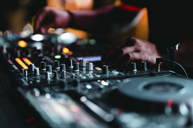 Techno Parade 2022 à Paris: Feder, The Avener, Bakermat... découvrez les artistes et chars confirmés