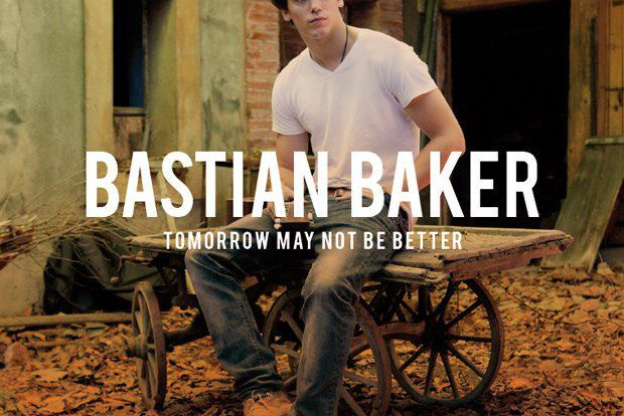 Bastian Baker en showcase et dédicace à la Fnac Bercy Village