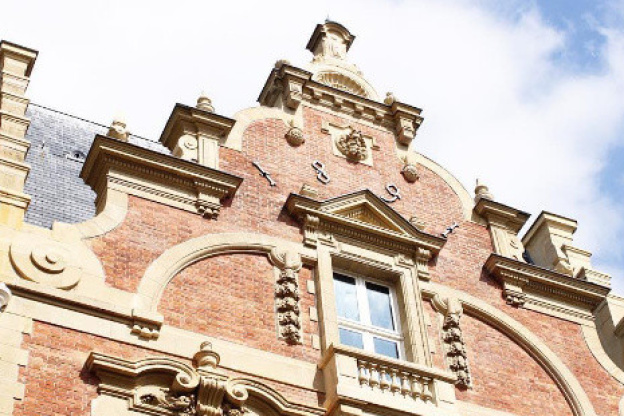 Le Consulat, club éphémère et galerie d'art dans le 9ème arrondissement