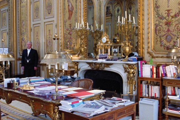 Laurent Grasso nous fait visiter l'Élysée à la galerie Perrotin